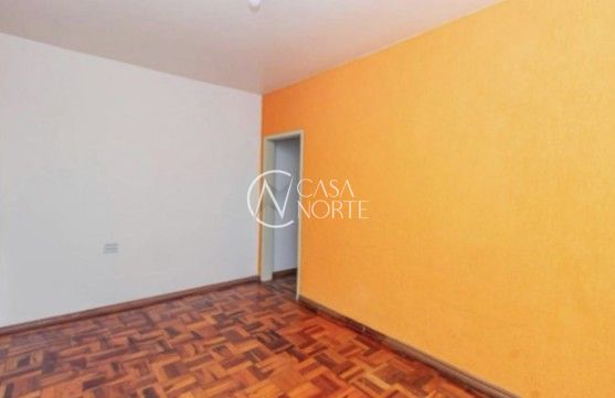Apartamento à venda com 2 quartos, 56m², Rua Domingos Crescêncio no bairro Santana em Porto Alegre