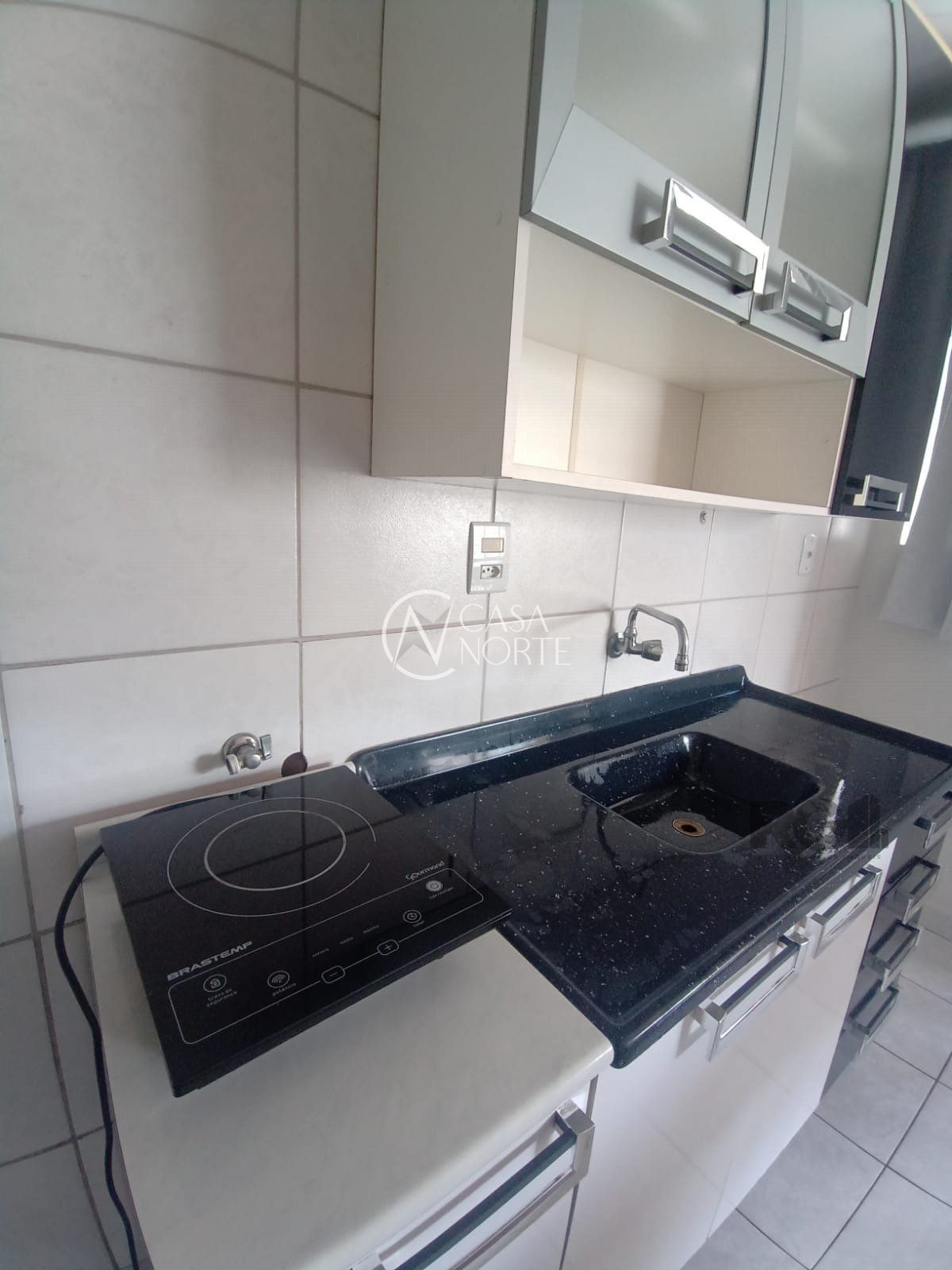 Kitnet à venda com 1 quarto, 24m², 1 vaga, Rua Monsenhor Veras no bairro Santana em Porto Alegre