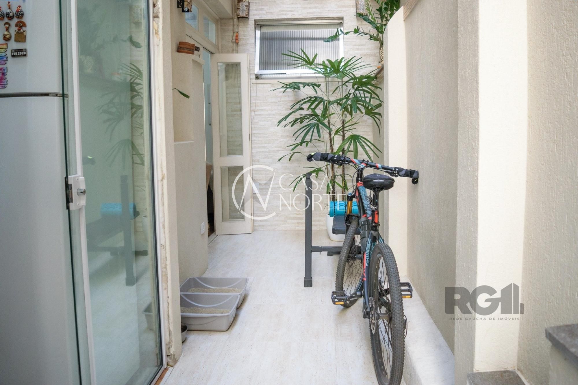 Apartamento à venda com 2 quartos, 57m², Rua Coronel Corte Real no bairro Petrópolis em Porto Alegre