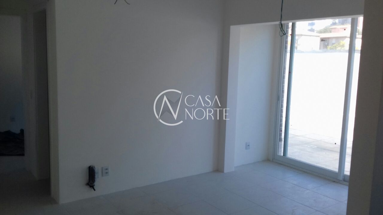 Apartamento à venda com 1 quarto, 31m², 1 vaga, Rua Fagundes Varela no bairro Santo Antônio em Porto Alegre