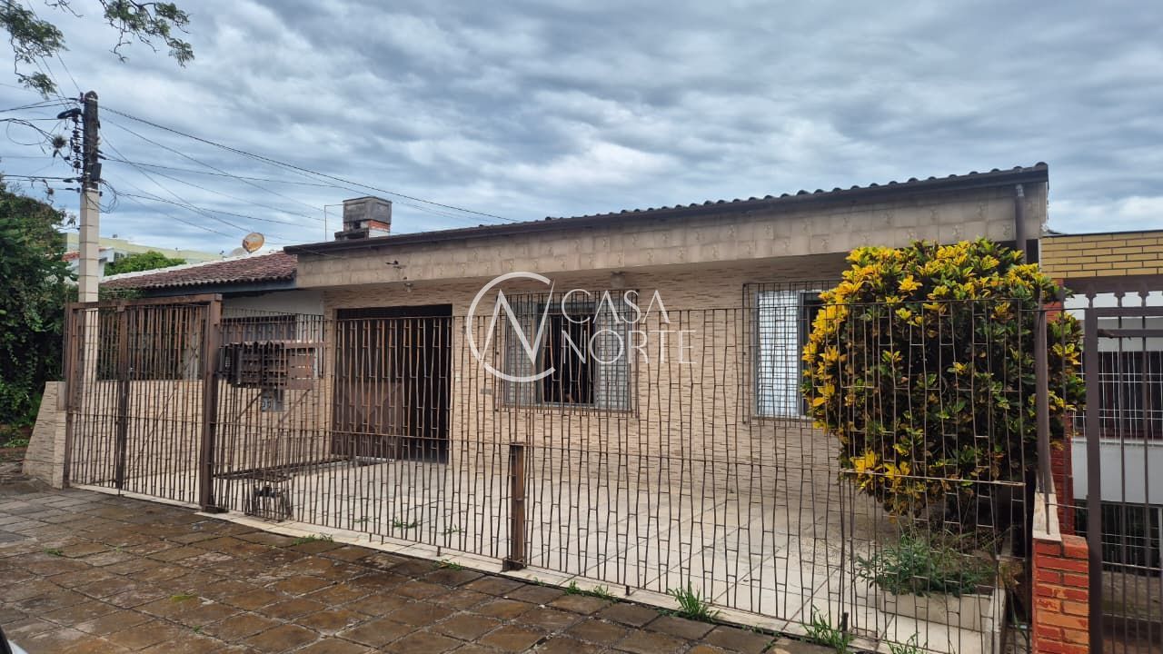 Casa à venda com 3 quartos, 200m², 1 vaga, Rua Cidade de Uberlândia no bairro Jardim Europa em Porto Alegre