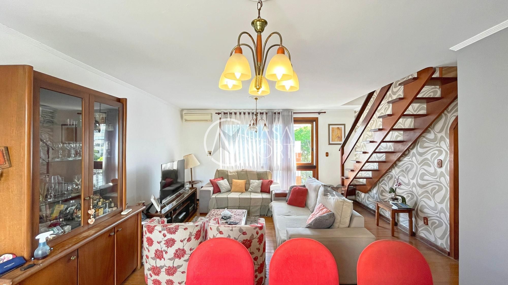 Cobertura à venda com 3 quartos, 220m², 1 suíte, 2 vagas, Rua Silveiro no bairro Menino Deus em Porto Alegre