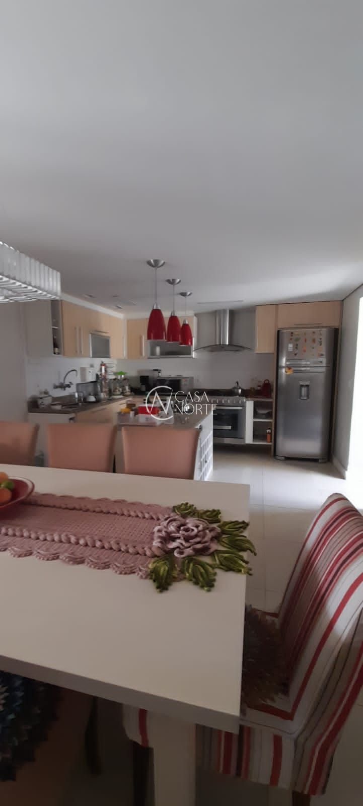 Cobertura à venda com 3 quartos, 234m², 1 suíte, 2 vagas, Rua São Luis no bairro Santana em Porto Alegre