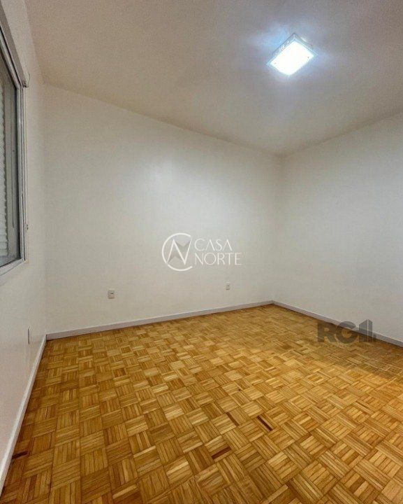Apartamento à venda com 2 quartos, 70m², 1 vaga, Rua Santana no bairro Farroupilha em Porto Alegre
