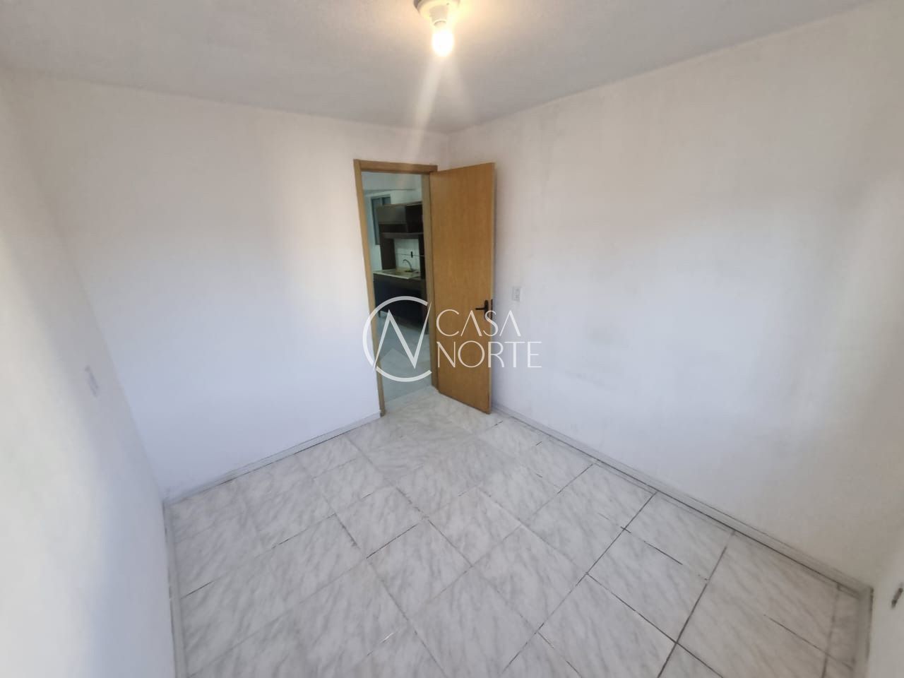 Apartamento à venda com 2 quartos, 43m², 1 vaga, Avenida Bento Gonçalves no bairro Partenon em Porto Alegre