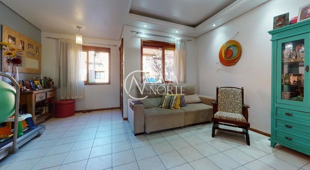 Casa de Condomínio à venda com 3 quartos, 144m², 1 suíte, 2 vagas, Estrada João Vedana no bairro Cavalhada em Porto Alegre