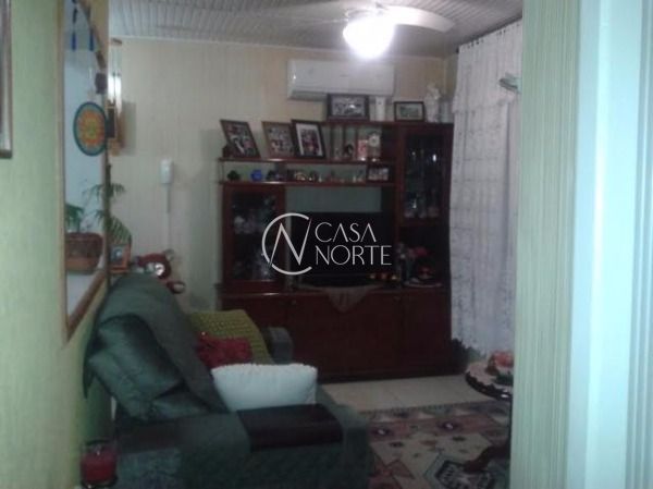 Apartamento à venda com 2 quartos, 58m², Rua Maria Montessori no bairro São Sebastião em Porto Alegre