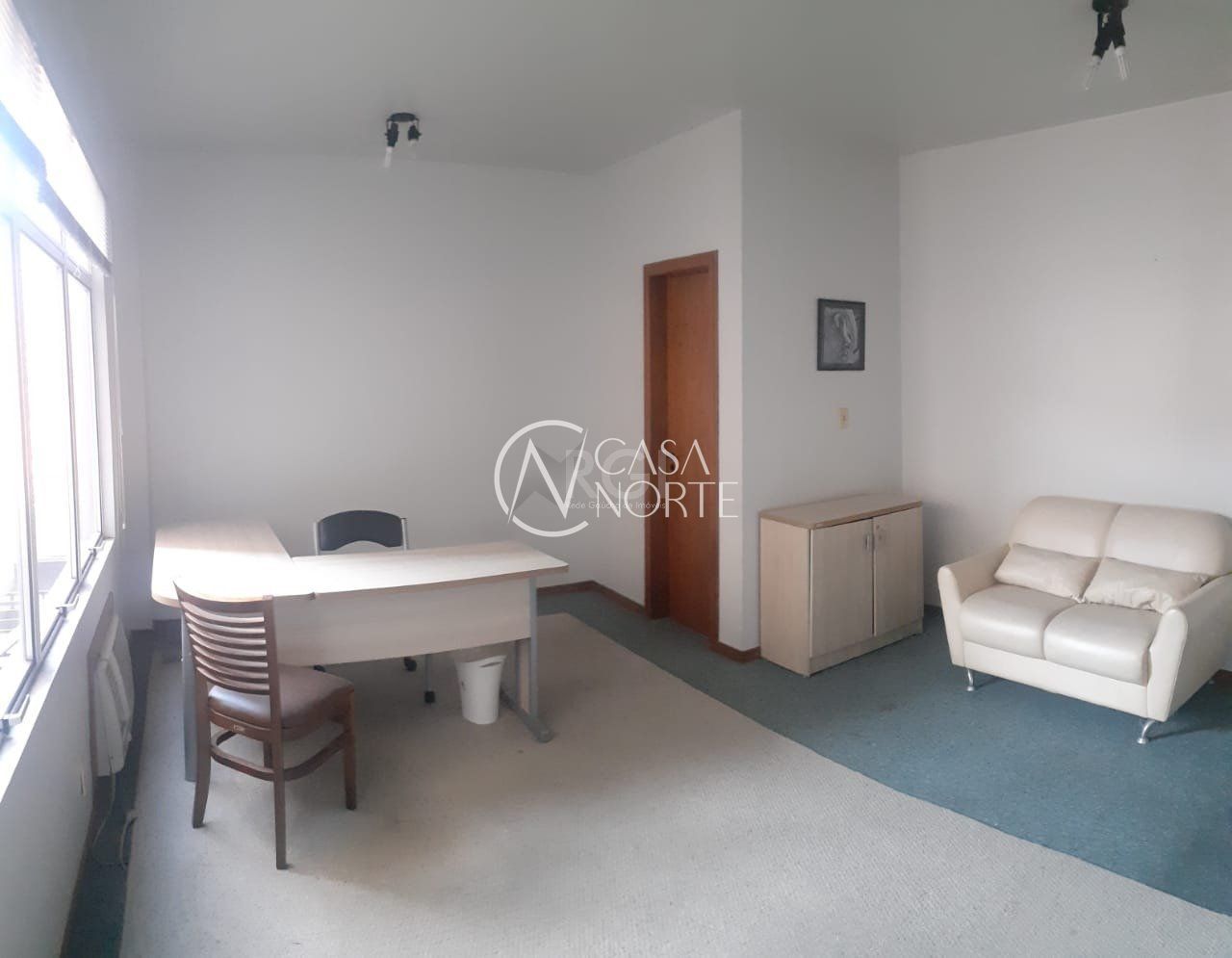 Sala Comercial à venda com 1 quarto, 27m², Rua Francisco Ferrer no bairro Rio Branco em Porto Alegre