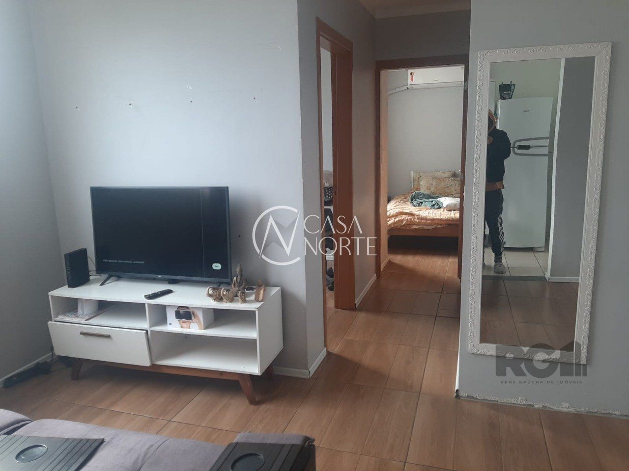 Apartamento à venda com 2 quartos, 45m², 1 vaga, Avenida Juscelino Kubitschek de Oliveira no bairro Jardim Leopoldina em Porto Alegre