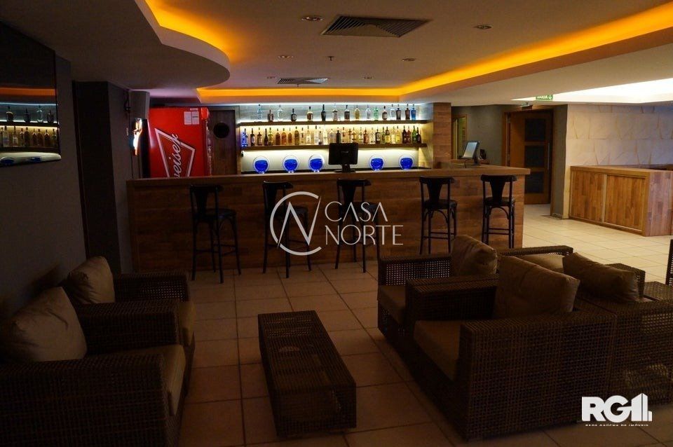 Prédio Comercial à venda com 3 quartos, 652m², 3 vagas, Avenida Professor Oscar Pereira no bairro Glória em Porto Alegre