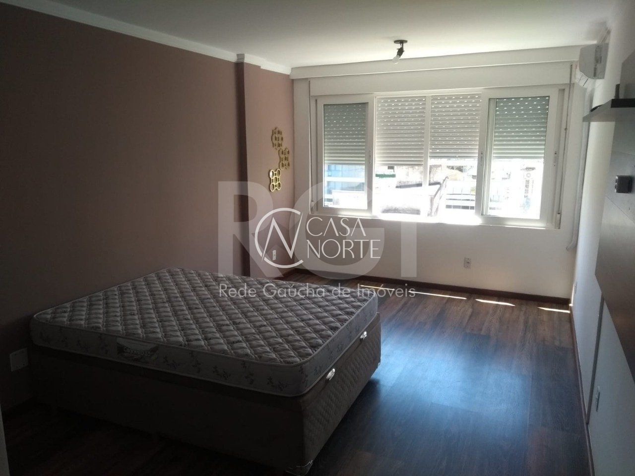 Kitnet à venda , 30m², Rua da Republica no bairro Cidade Baixa em Porto Alegre