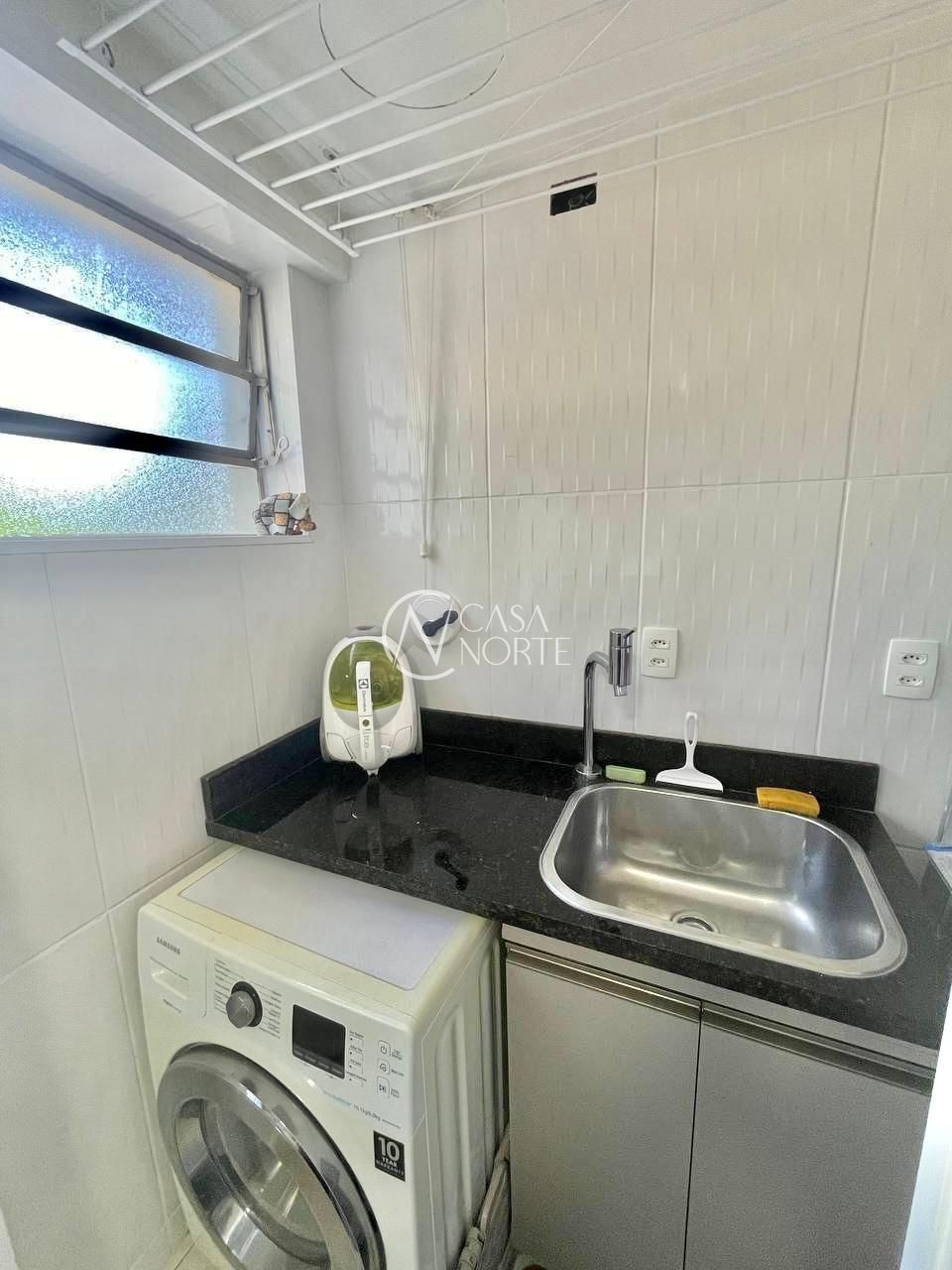 Apartamento à venda com 3 quartos, 84m², 1 suíte, 1 vaga, Rua Plácido de Castro no bairro Santana em Porto Alegre