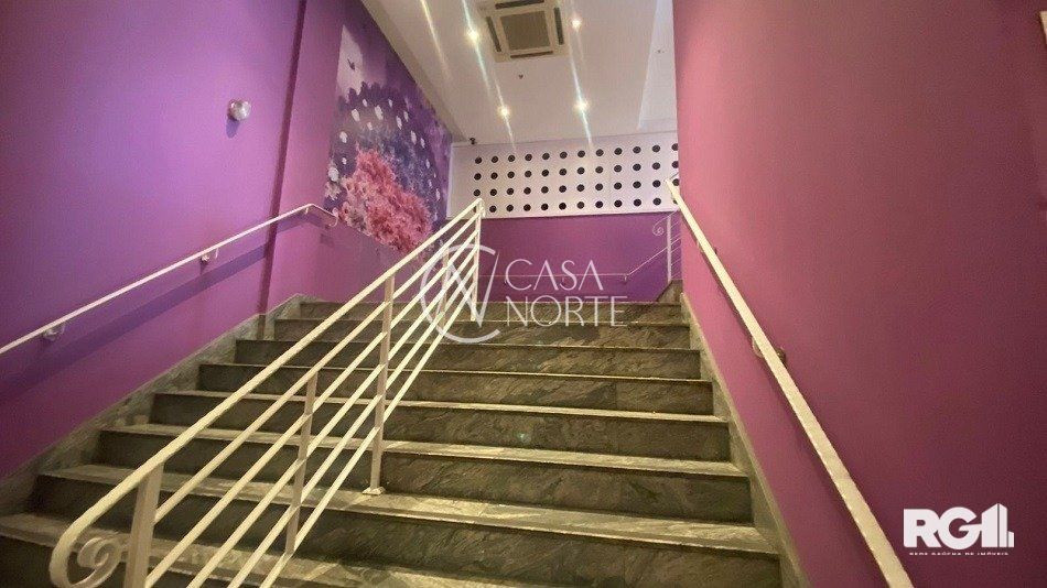 Prédio Comercial à venda com 3 quartos, 652m², 3 vagas, Avenida Professor Oscar Pereira no bairro Glória em Porto Alegre