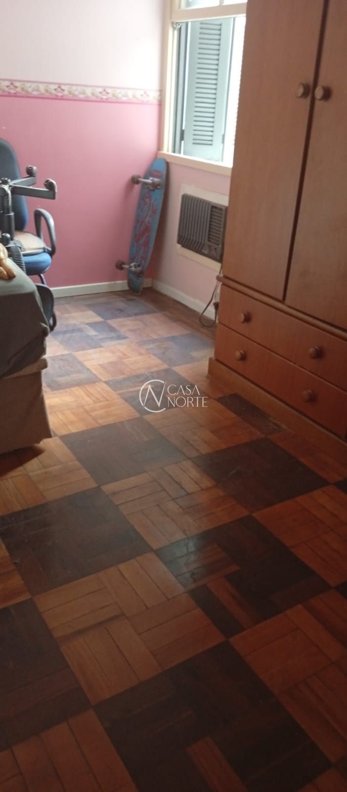 Apartamento à venda com 2 quartos, 64m², Avenida da Azenha no bairro Azenha em Porto Alegre