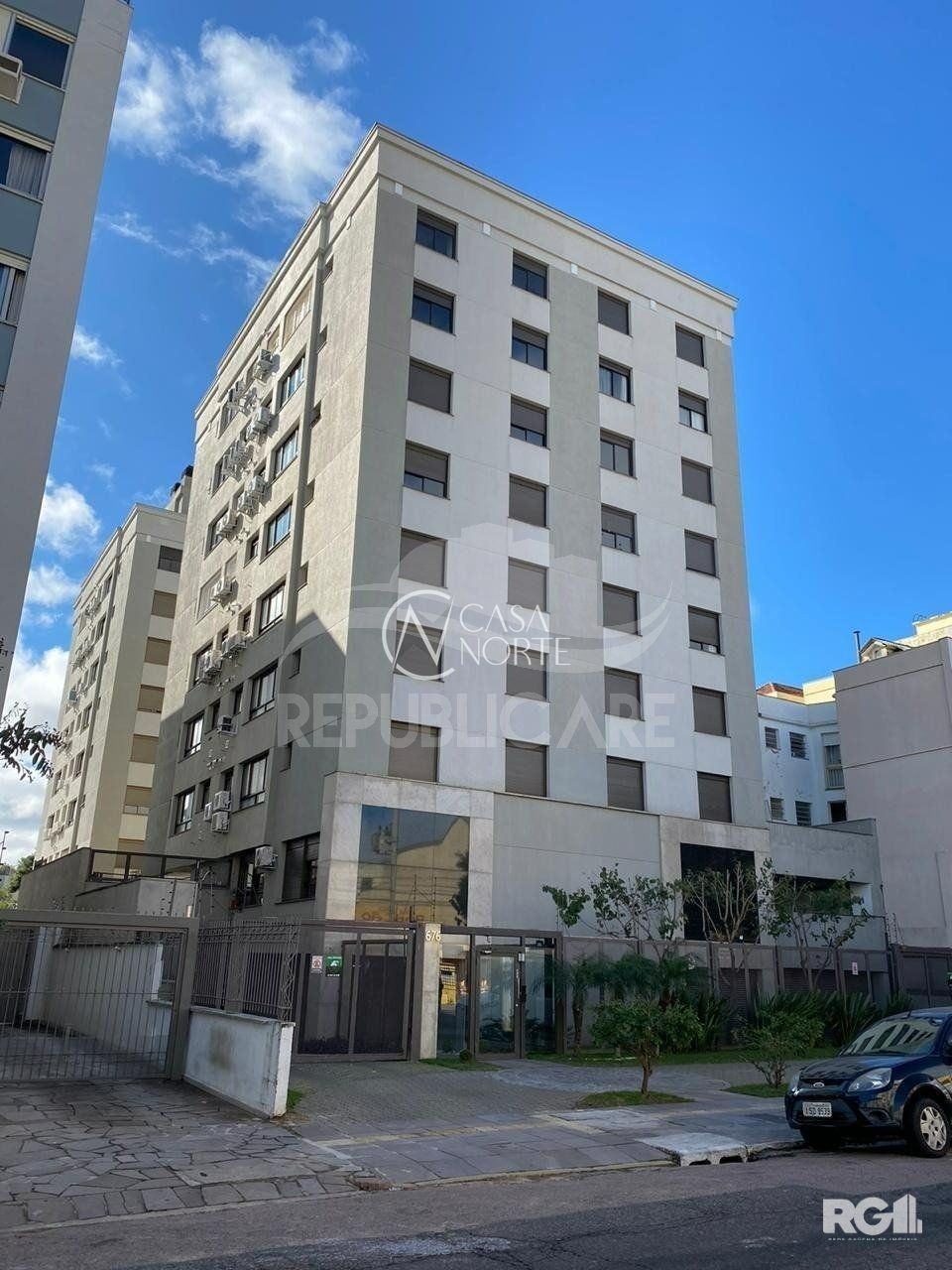 Apartamento à venda com 2 quartos, 92m², 1 suíte, 2 vagas, Rua Santana no bairro Santana em Porto Alegre
