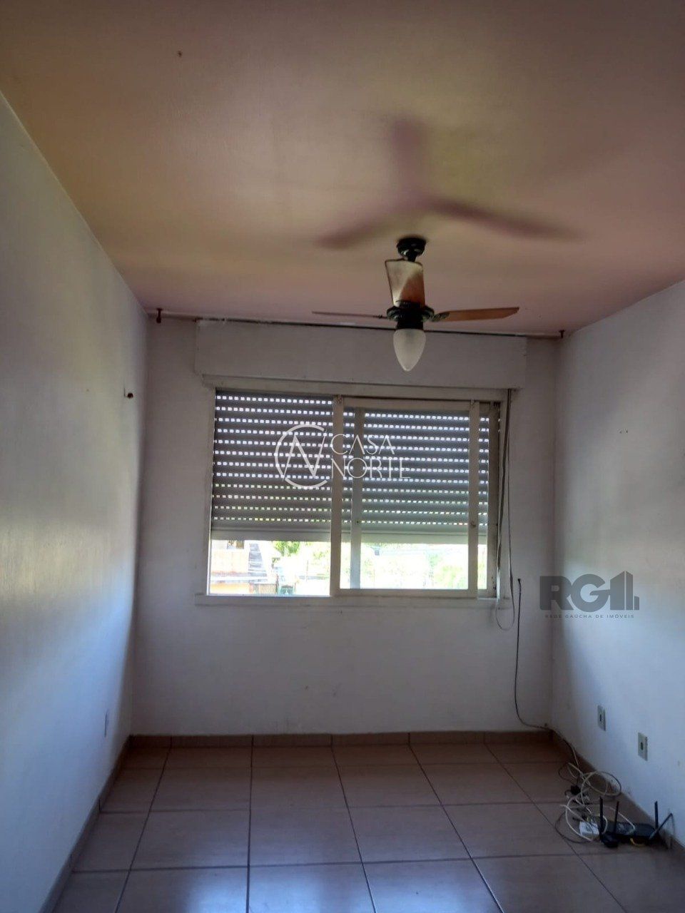 Apartamento à venda com 2 quartos, 60m², Rua Carmelita Grippi no bairro Rubem Berta em Porto Alegre