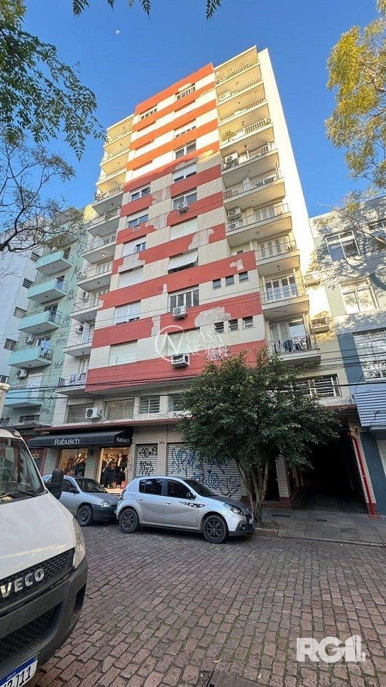 Apartamento à venda com 3 quartos, 89m², 1 vaga, Rua Coronel Genuino no bairro Centro Histórico em Porto Alegre