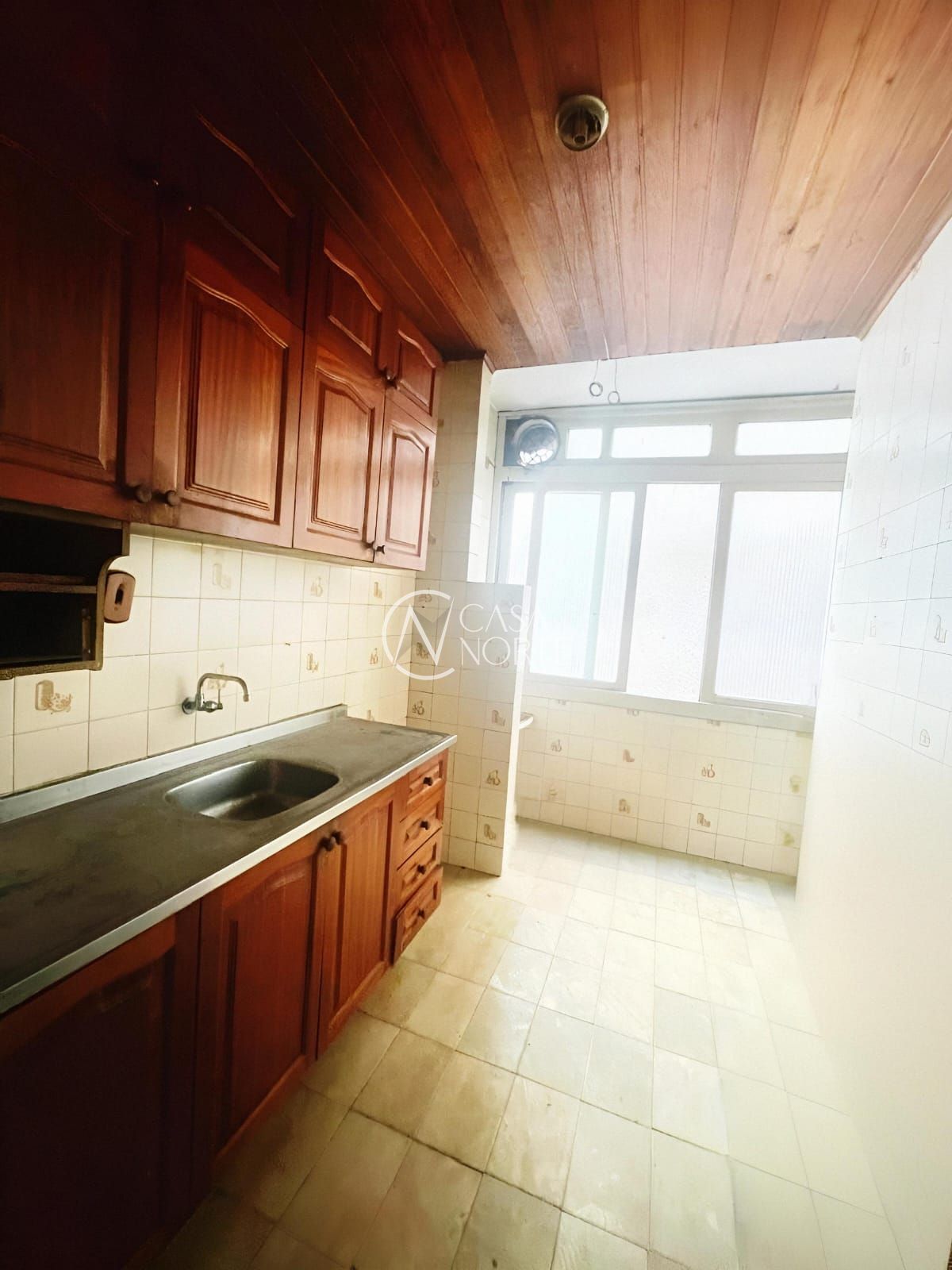 Apartamento à venda com 2 quartos, 74m², Rua Demétrio Ribeiro no bairro Centro Histórico em Porto Alegre