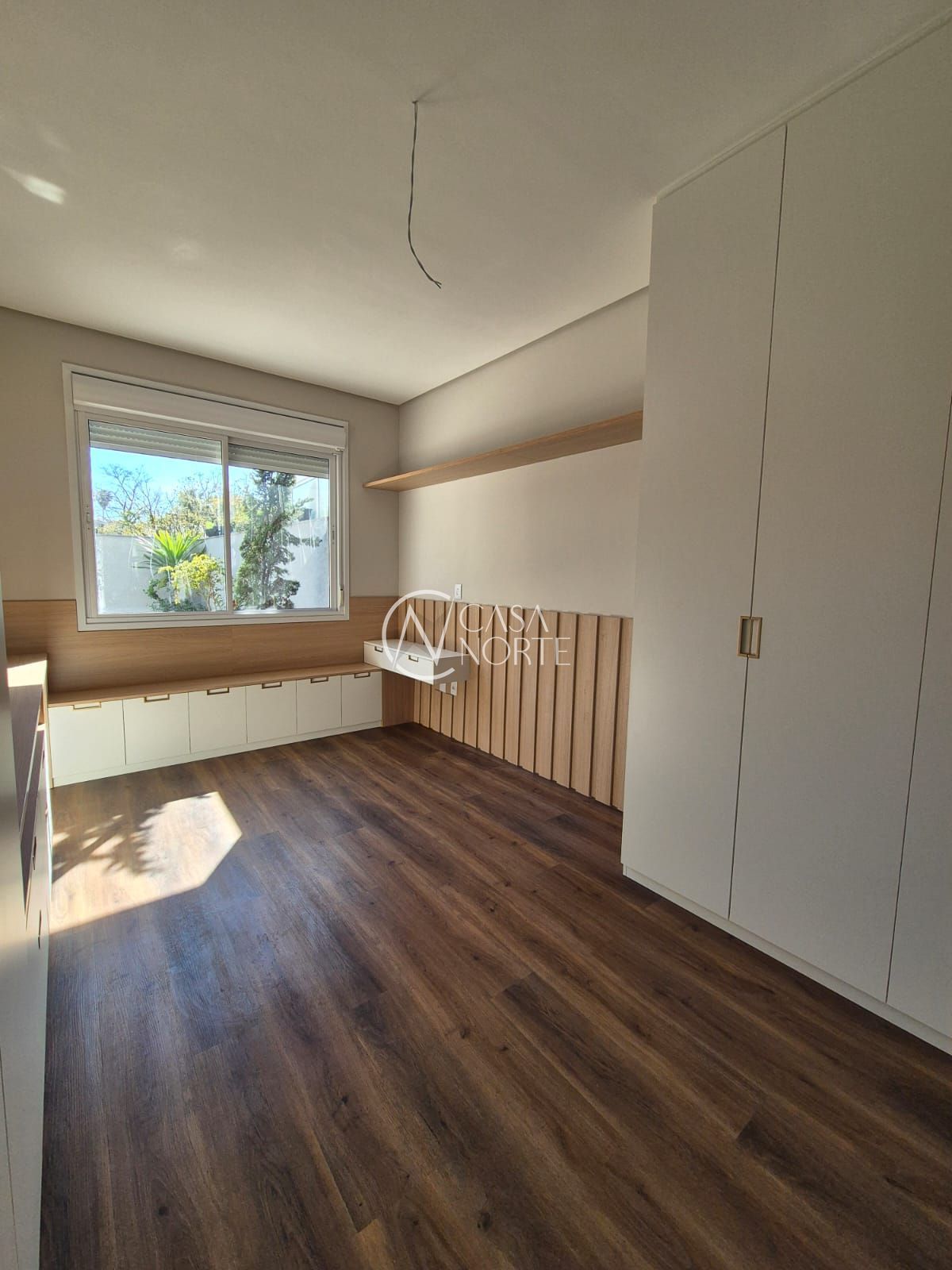 Apartamento Garden à venda com 2 quartos, 137m², 1 suíte, 2 vagas, Rua Edmundo Bastian no bairro Cristo Redentor em Porto Alegre