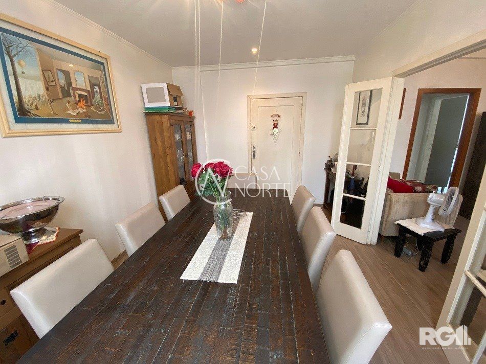 Apartamento à venda com 2 quartos, 111m², Avenida Alberto Bins no bairro Floresta em Porto Alegre