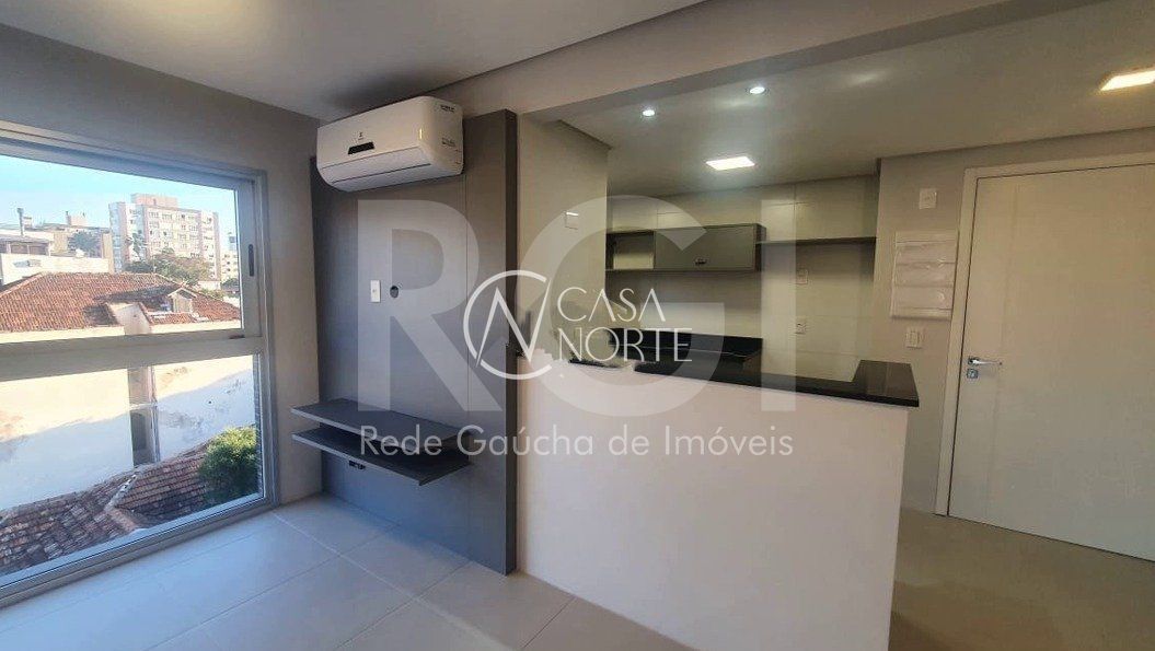 Apartamento à venda com 2 quartos, 60m², 2 vagas, Rua Eca de Queiroz no bairro Petrópolis em Porto Alegre
