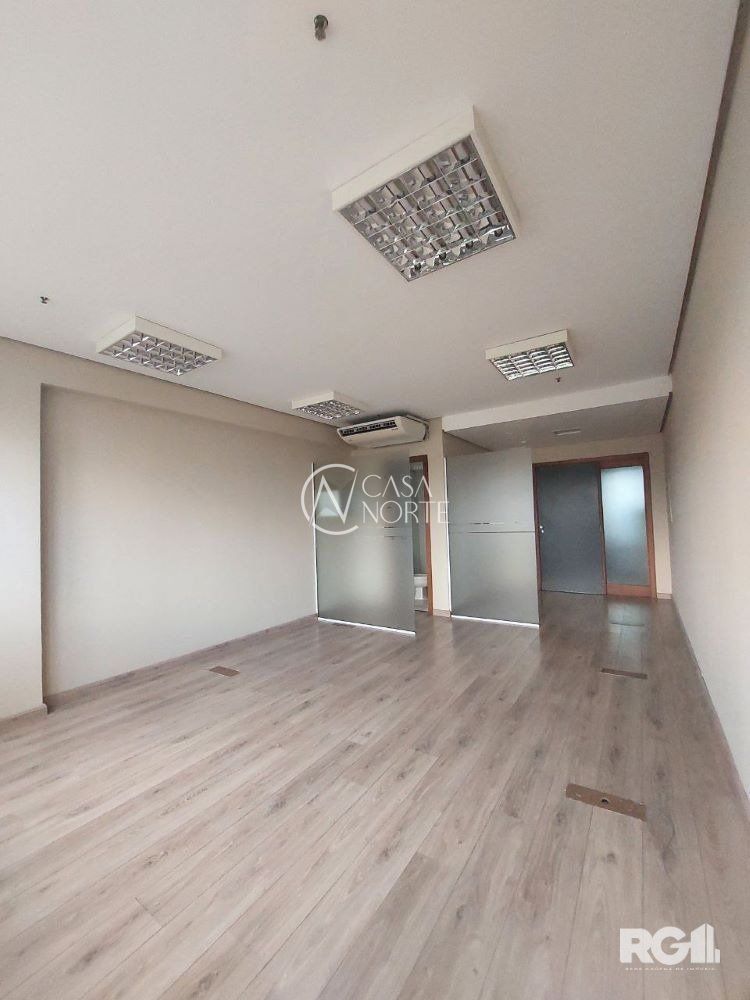 Sala Comercial à venda com 1 quarto, 34m², 2 vagas, Avenida Loureiro da Silva no bairro Cidade Baixa em Porto Alegre