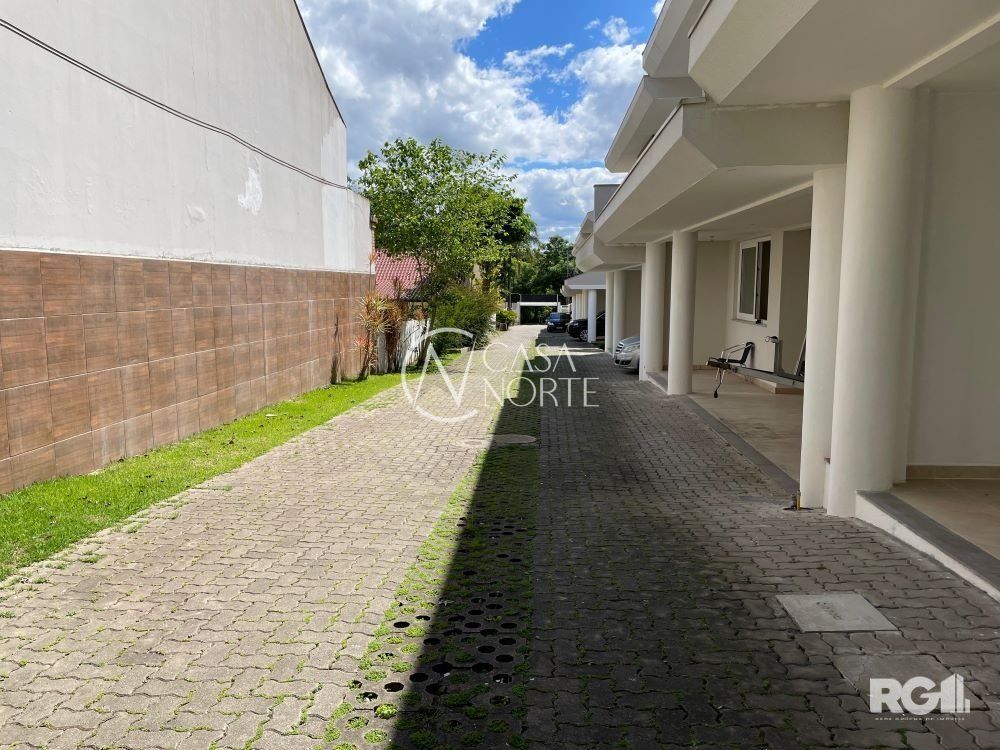 Casa de Condomínio à venda com 3 quartos, 170m², 1 suíte, 3 vagas, Avenida Coronel Marcos no bairro Pedra Redonda em Porto Alegre