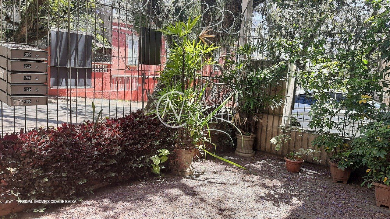 Apartamento à venda com 2 quartos, 65m², Rua Garibaldi no bairro Independência em Porto Alegre