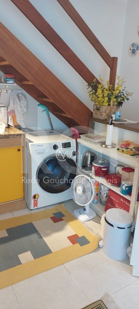 Casa de Condomínio à venda com 1 quarto, 55m², 1 suíte, Rua Alberto Torres no bairro Cidade Baixa em Porto Alegre