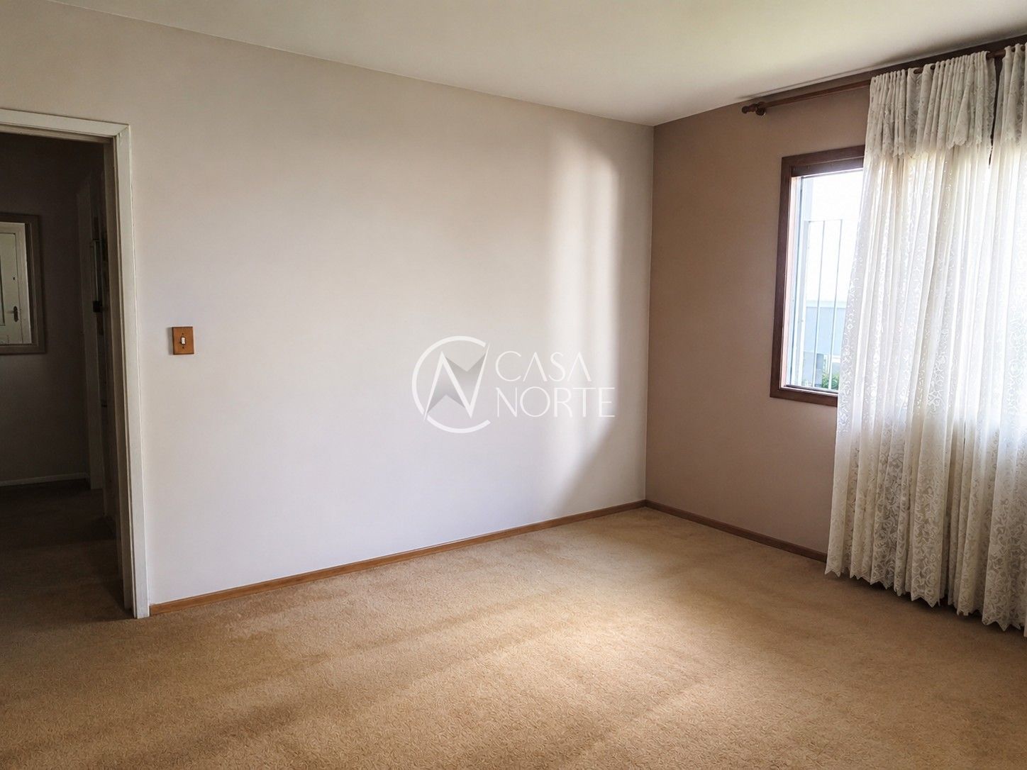 Apartamento à venda com 2 quartos, 74m², 1 vaga, Rua Veador Porto no bairro Santana em Porto Alegre