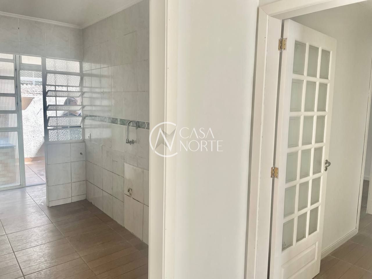 Apartamento à venda com 2 quartos, 74m², 1 suíte, Avenida Getúlio Vargas no bairro Menino Deus em Porto Alegre