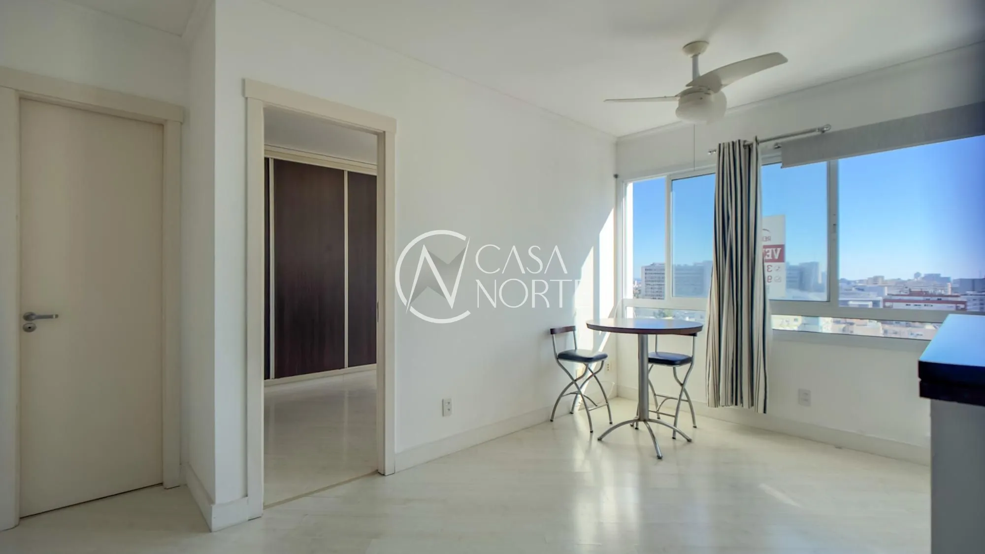 Apartamento à venda com 1 quarto, 39m², 1 suíte, 1 vaga, Rua Professor Álvaro Alvim no bairro Rio Branco em Porto Alegre