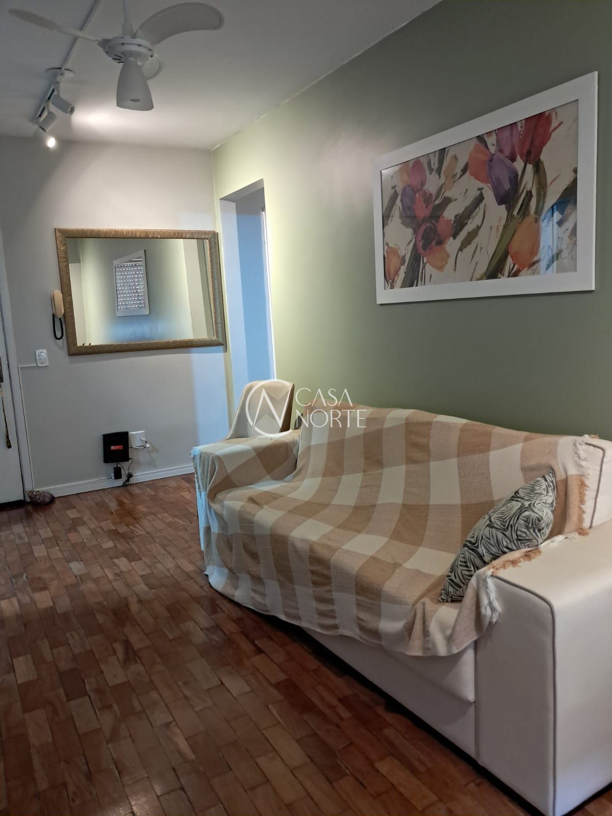 Apartamento à venda com 2 quartos, 62m², Rua Barão do Triunfo no bairro Menino Deus em Porto Alegre