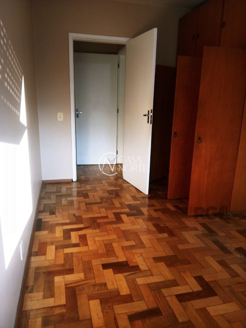 Apartamento à venda com 2 quartos, 72m², 1 vaga, Rua General Lima e Silva no bairro Cidade Baixa em Porto Alegre