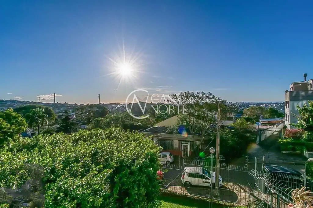 Apartamento à venda com 2 quartos, 77m², 1 vaga, Rua Catumbi no bairro Medianeira em Porto Alegre