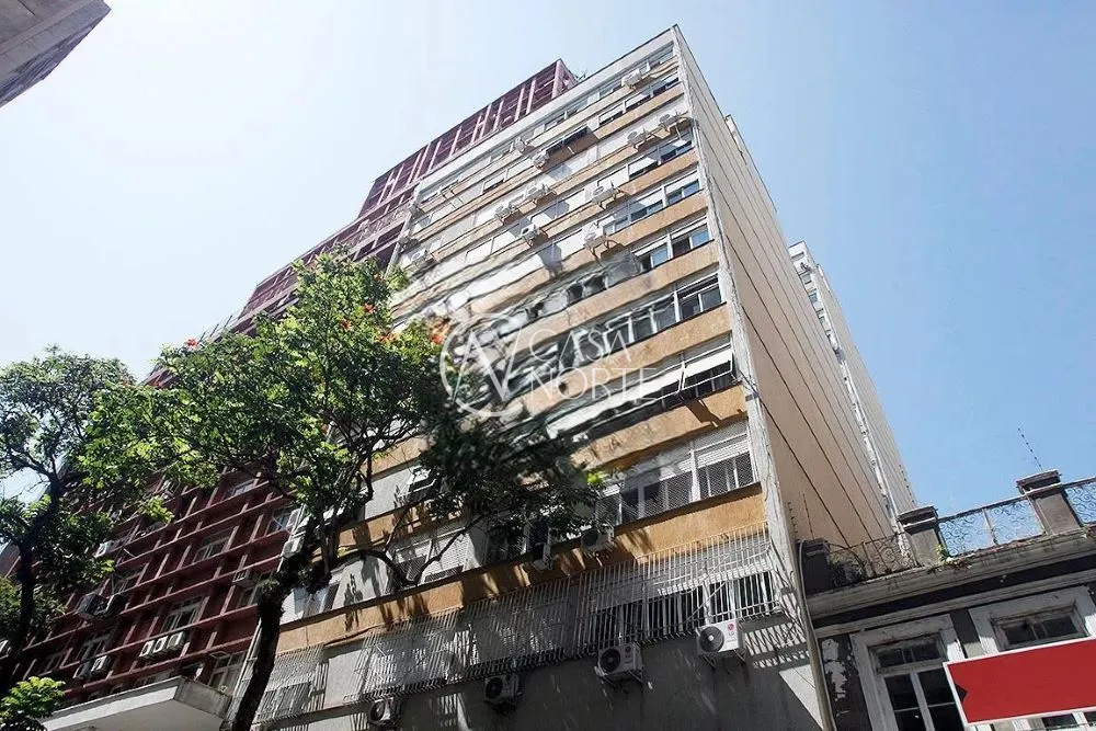 Apartamento à venda com 3 quartos, 158m², 1 suíte, 1 vaga, Rua dos Andradas no bairro Centro Histórico em Porto Alegre