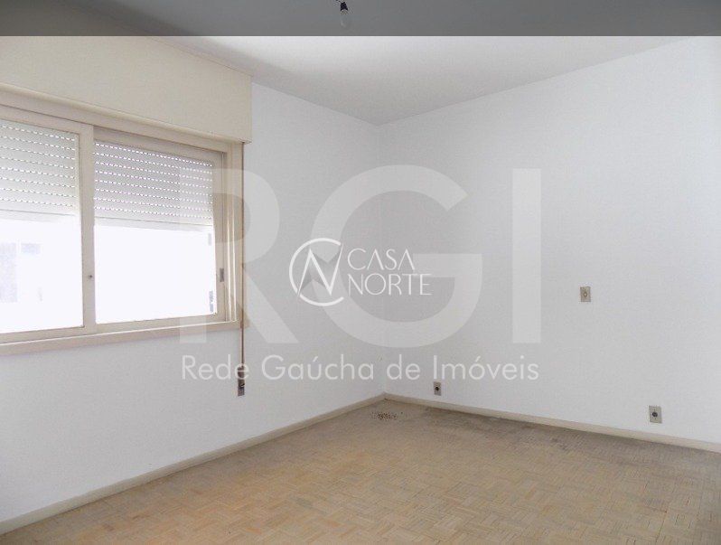 Apartamento à venda com 3 quartos, 147m², 1 vaga, Rua Duque de Caxias no bairro Centro Histórico em Porto Alegre