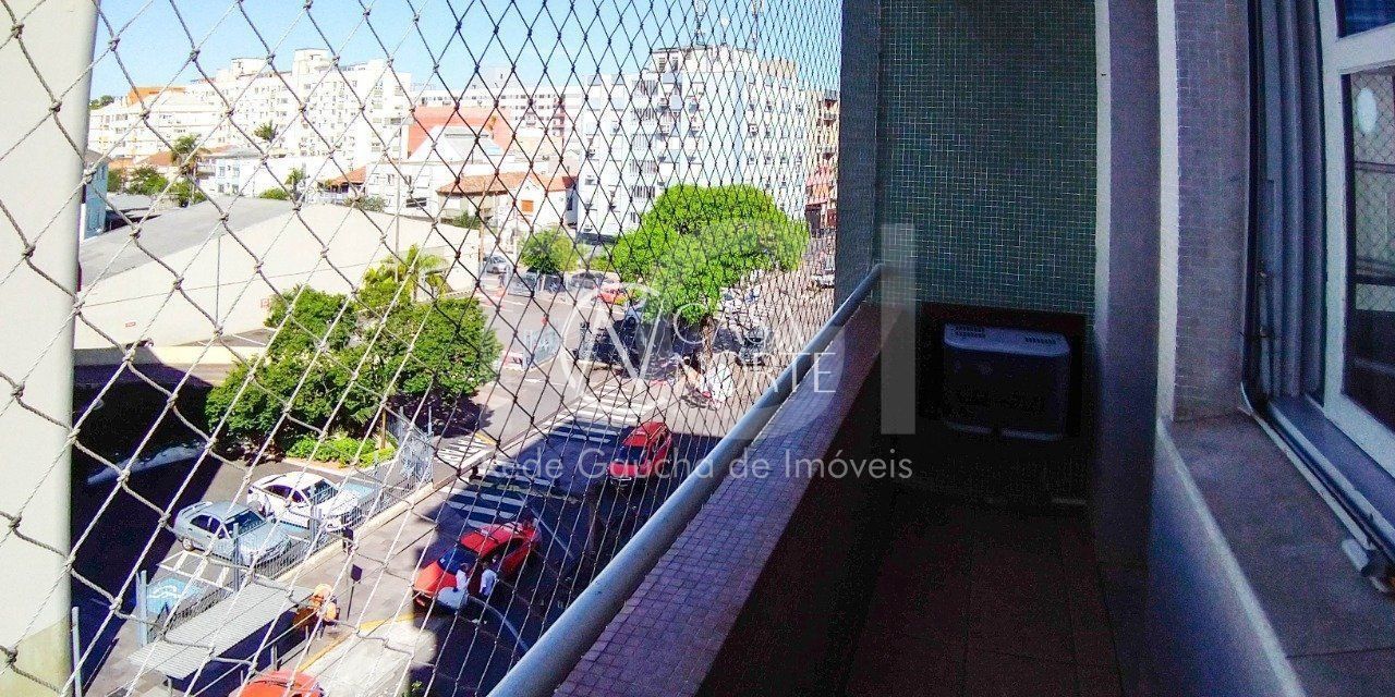 Apartamento à venda com 3 quartos, 123m², 2 vagas, Rua General Lima e Silva no bairro Centro Histórico em Porto Alegre