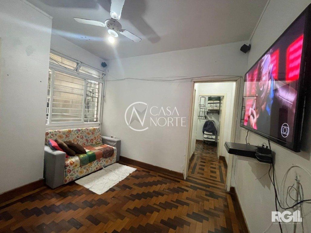 Apartamento à venda com 2 quartos, 39m², Rua Vinte e Quatro de Maio no bairro Centro Histórico em Porto Alegre