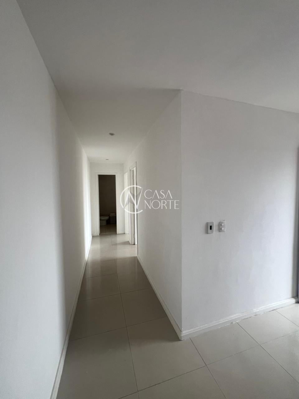 Cobertura à venda com 2 quartos, 94m², 1 vaga, Rua Sepé Tiaraju no bairro Medianeira em Porto Alegre