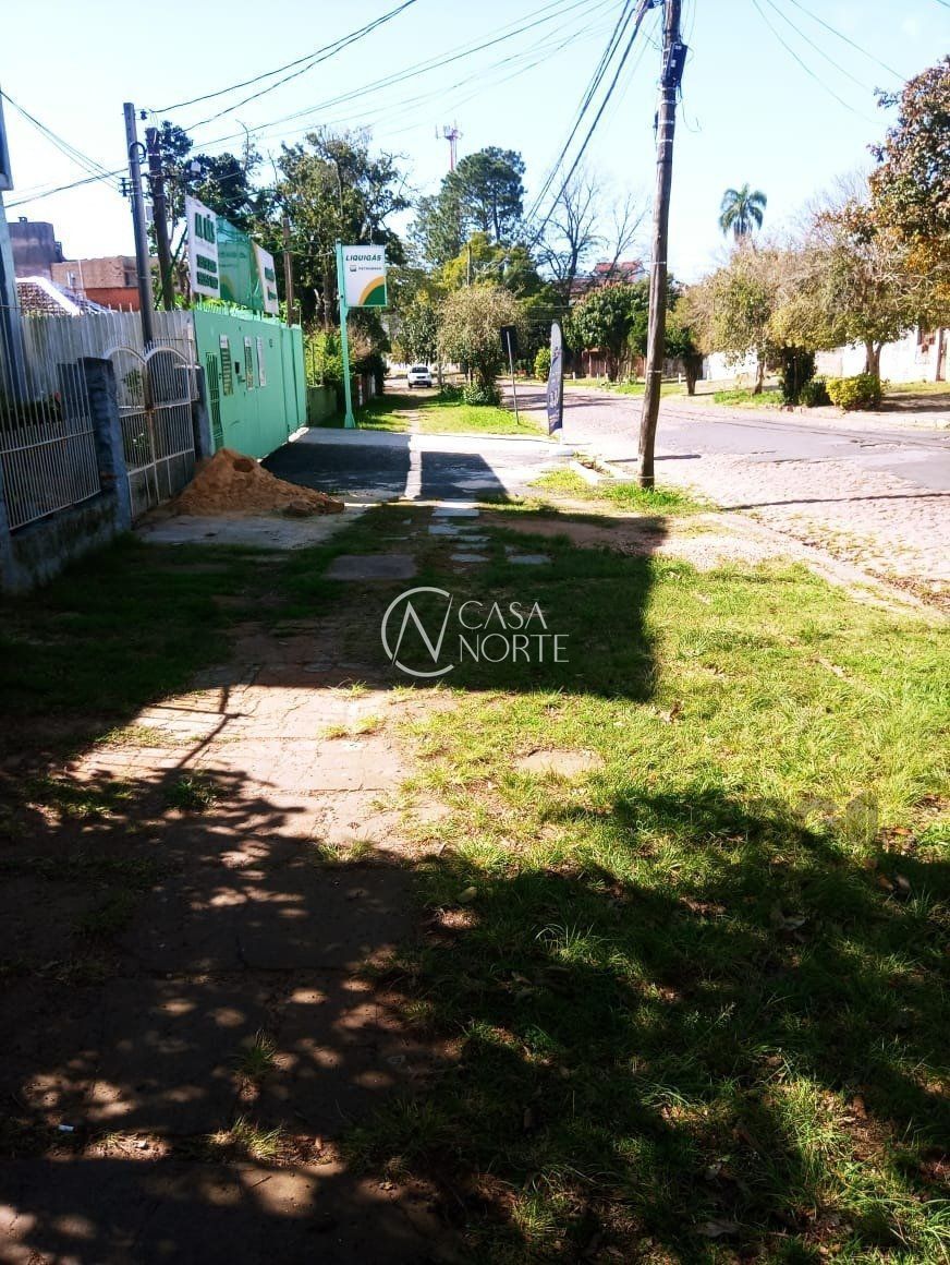 Casa à venda com 3 quartos, 47718m², Rua Frederico Etzberger no bairro Nonoai em Porto Alegre