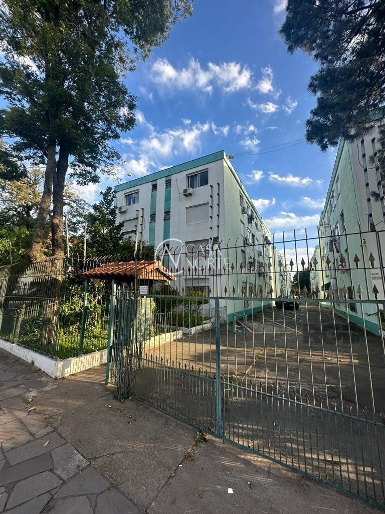 Apartamento à venda com 1 quarto, 26m², 1 vaga, Rua Professor Pontes de Miranda no bairro Jardim Leopoldina em Porto Alegre