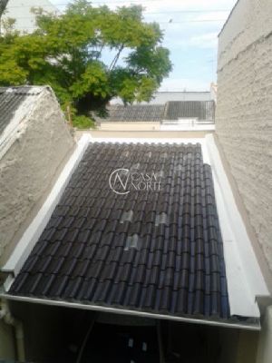 Casa à venda com 2 quartos, 72m², 2 suítes, 2 vagas, Rua Joaquim Nabuco no bairro Cidade Baixa em Porto Alegre