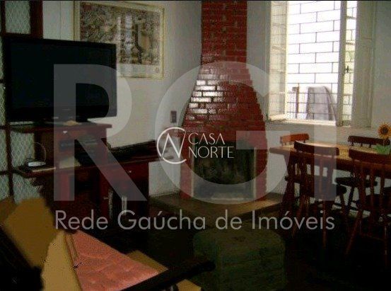 Casa à venda com 4 quartos, 188m², 4 vagas, Rua Barao de Cerro Largo no bairro Menino Deus em Porto Alegre