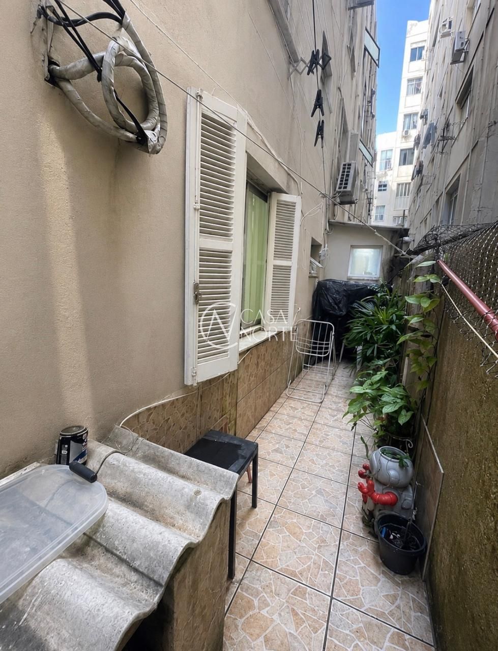 Apartamento à venda com 2 quartos, 54m², 1 suíte, Rua José do Patrocínio no bairro Cidade Baixa em Porto Alegre