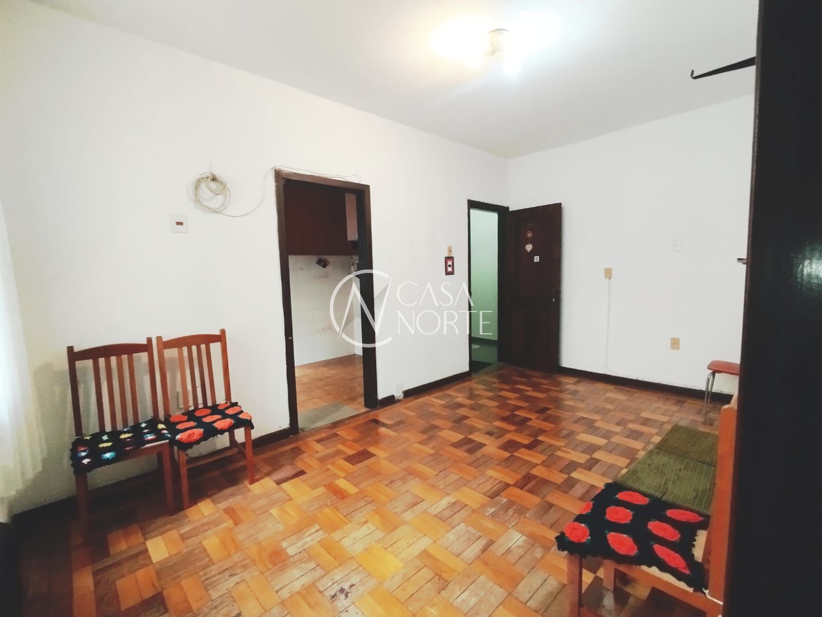 Apartamento à venda com 3 quartos, 86m², 1 suíte, Rua Jerônimo Coelho no bairro Centro Histórico em Porto Alegre