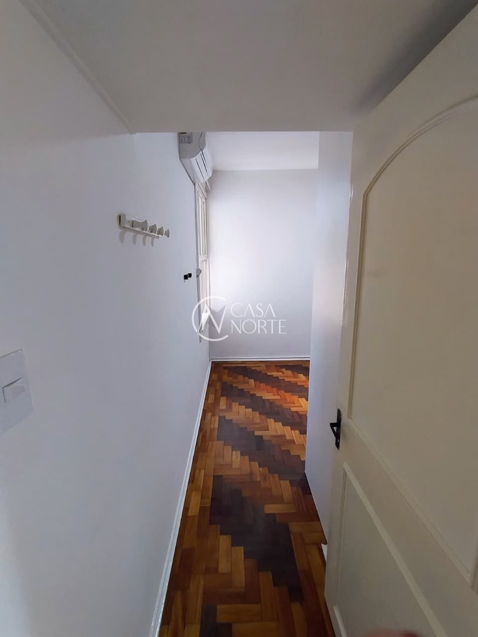 Apartamento à venda com 2 quartos, 56m², Rua Grão Pará no bairro Menino Deus em Porto Alegre