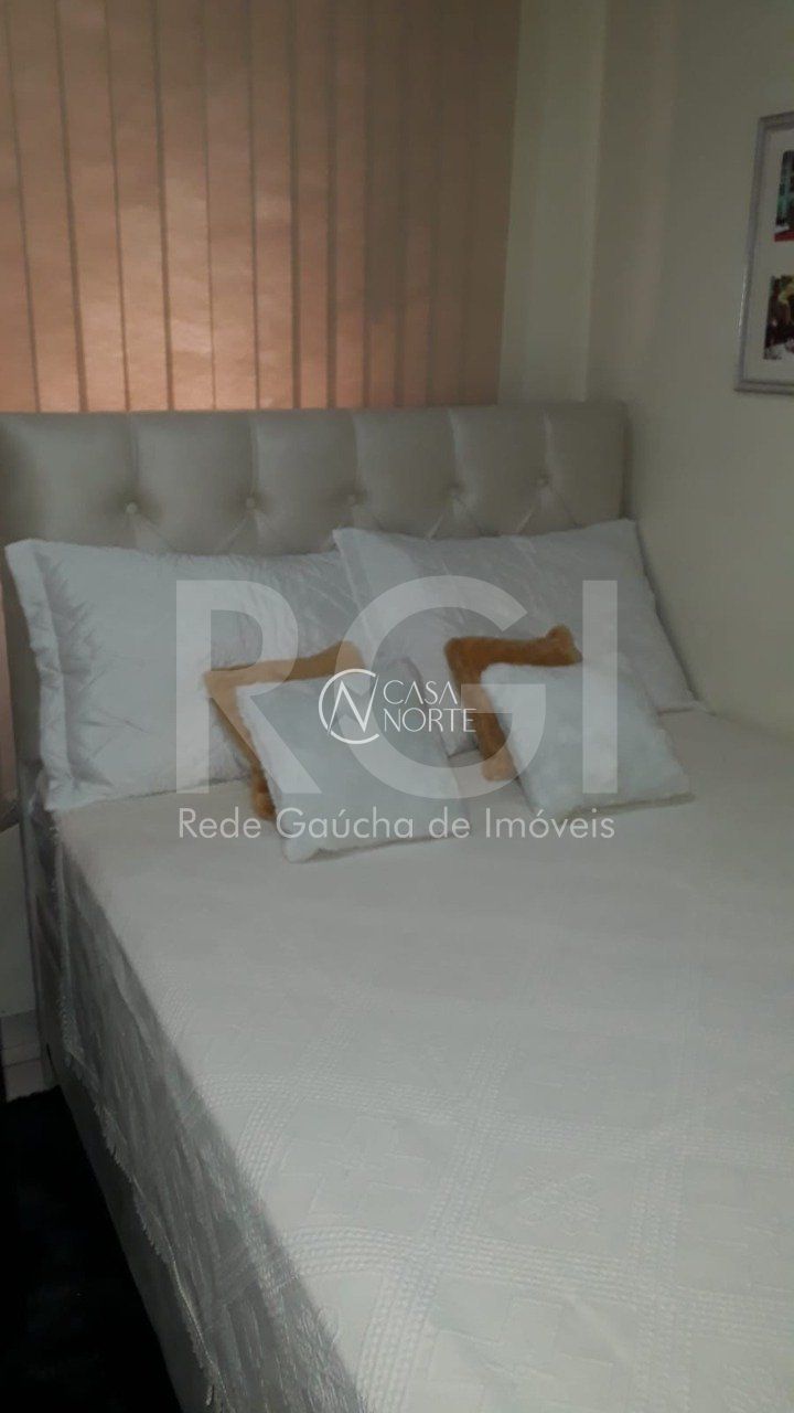 Apartamento à venda com 3 quartos, 63m², Avenida João Wallig no bairro Passo da Areia em Porto Alegre