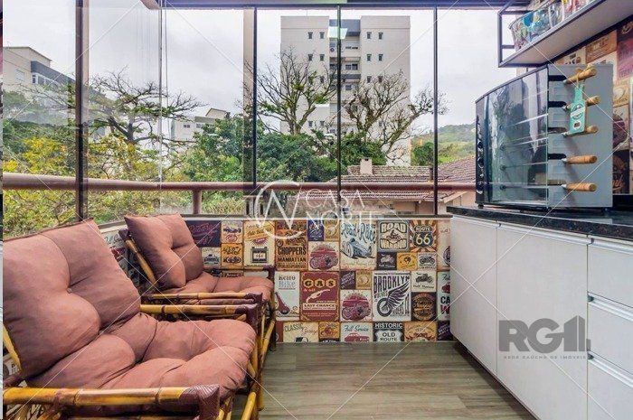 Apartamento à venda com 2 quartos, 74m², 1 vaga, Avenida Engenheiro Ludolfo Boehl no bairro Teresópolis em Porto Alegre