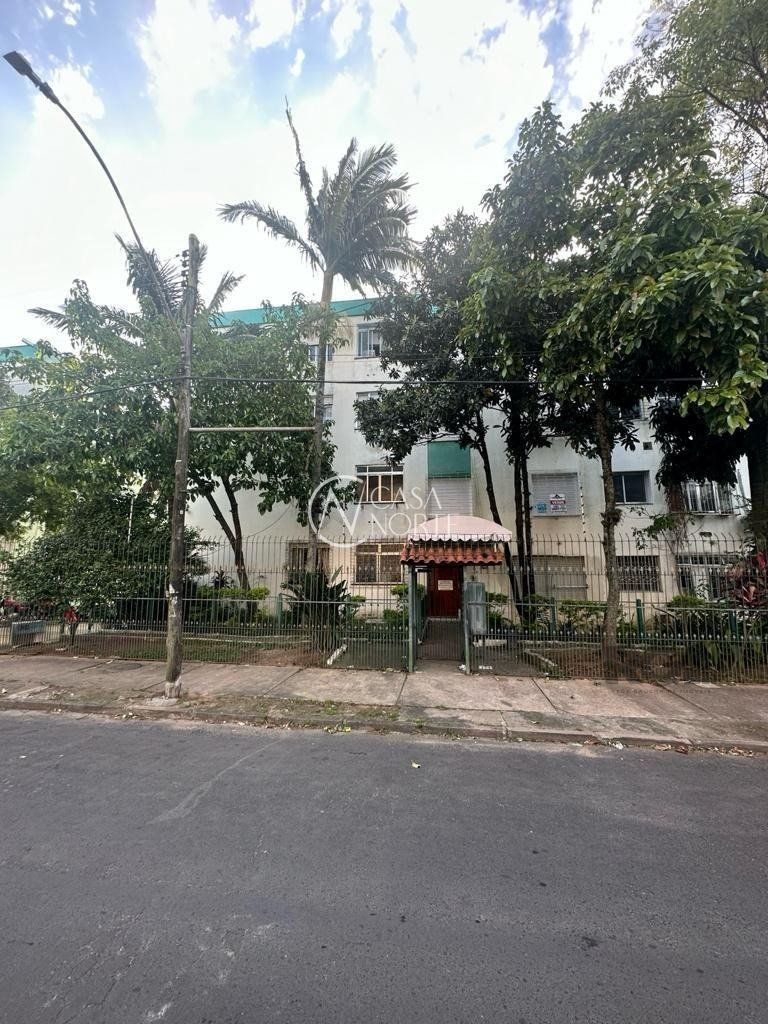 Apartamento à venda com 1 quarto, 26m², 1 vaga, Rua Professor Pontes de Miranda no bairro Jardim Leopoldina em Porto Alegre